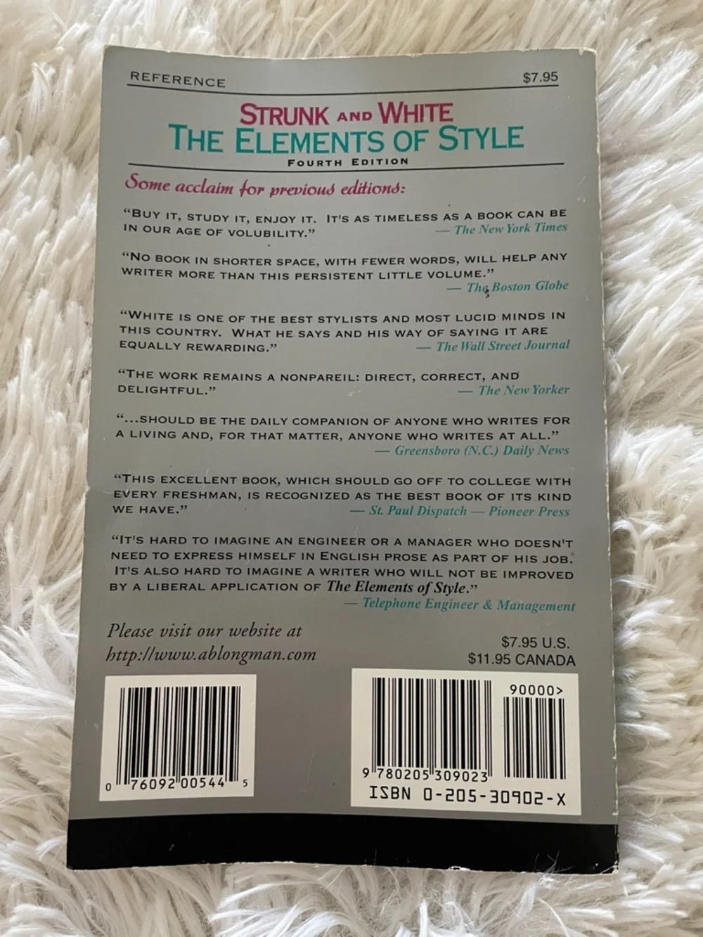 The Elements of Style (4th Edition) Paperback William Strunk Jr. E.B. White